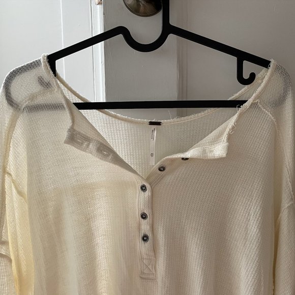 Free People | Bohemian Flowy Casual Shirt | Size: XS (Very Flowy Fit!) - Picture 2 of 3